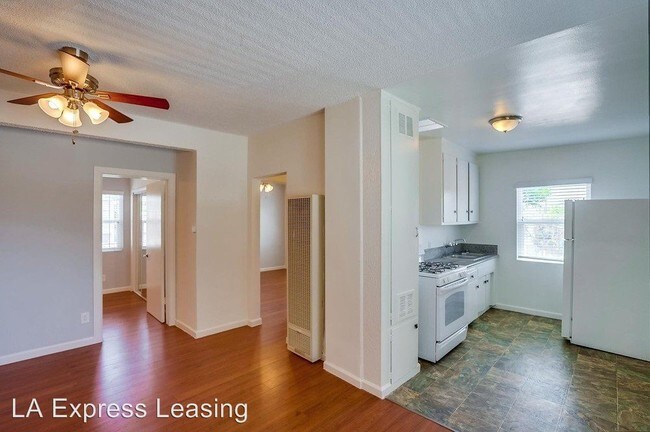Building Photo - 2622 S Cloverdale Ave