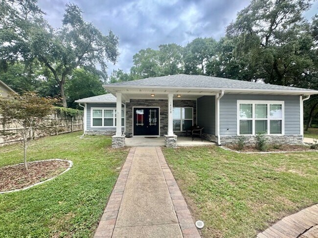 Building Photo - 14278 St. Hwy 20 Niceville FL 32578