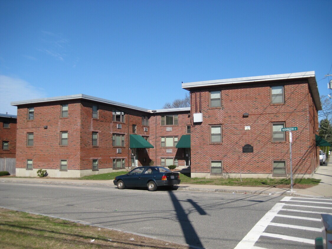 Primary Photo - 4881 Washington St