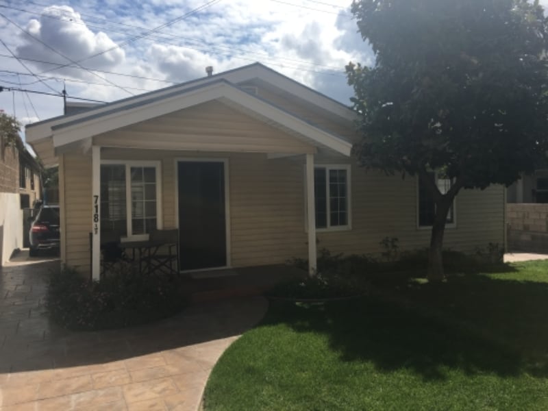 Primary Photo - 718 1/2 E San Jose Ave