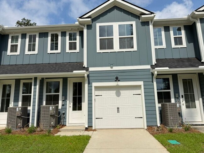 Foto del edificio - 3 Bedroom 2.5 Bathroom Townhouse in Windward Village - Summerville