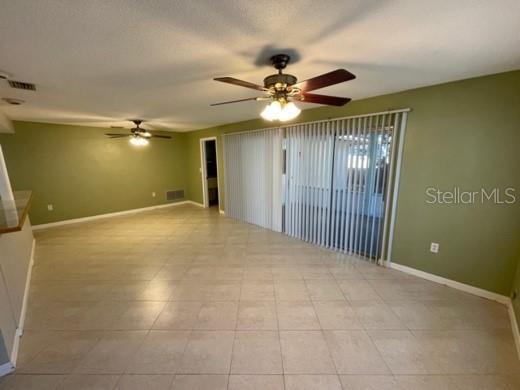Foto del edificio - 1216 Nelson Ave