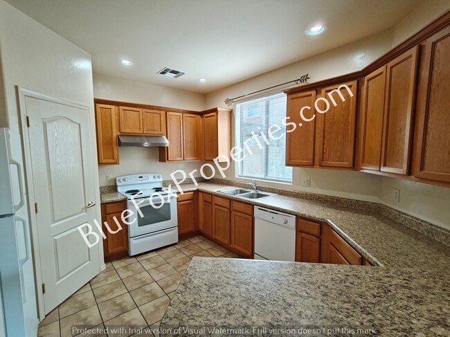 Building Photo - 2229 W Morning Dream Ln