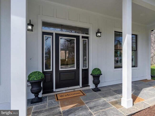 Foto del edificio - 8616 Jones Mill Rd