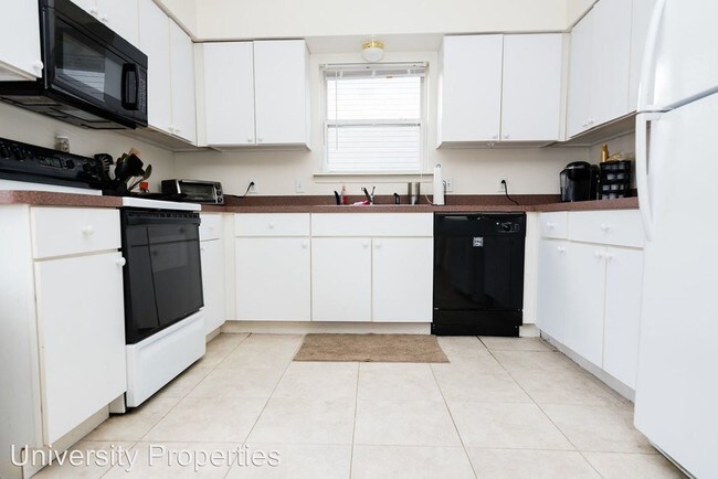 Foto del edificio - 7 br, 3 bath Room For Rent - 3618 Willow Run