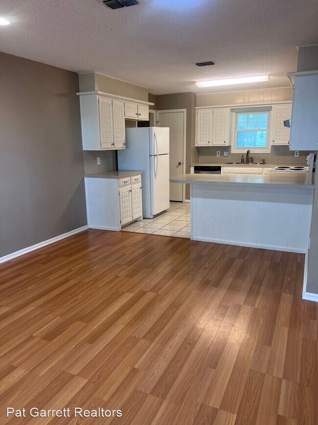 Building Photo - 3 br, 2 bath House - 5707 Richmond Avenue