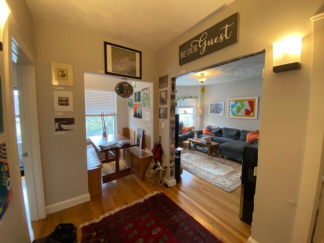 Foto del edificio - 1433 Cambridge St
