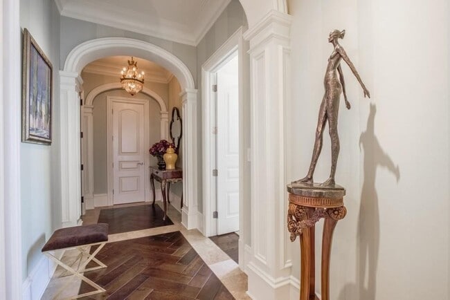 Building Photo - 3376 Peachtree Rd