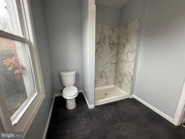 Foto del edificio - 1156 Franklin St