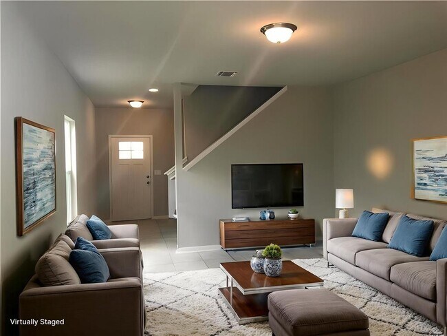 Building Photo - 2013 Langdale Ln