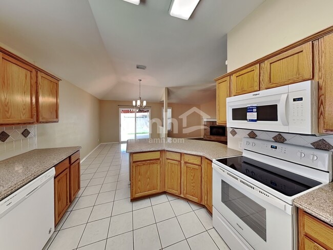 Building Photo - 8323 Copperside