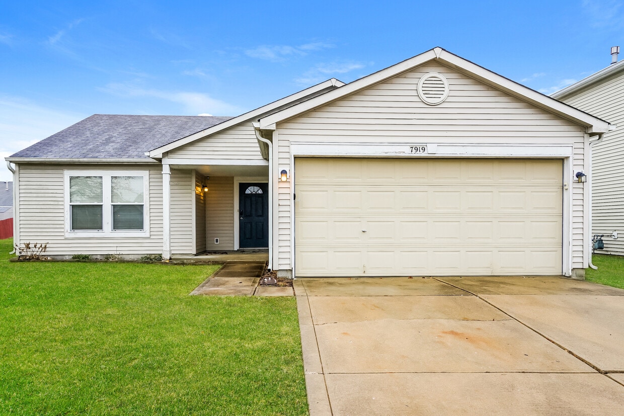 7919 States Bend Ln, Indianapolis, IN 46239 House Rental in