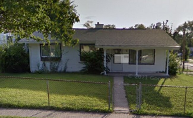 Foto del edificio - 1855 First Ave. | $1500 | 3 Beds, 1.5 Bath