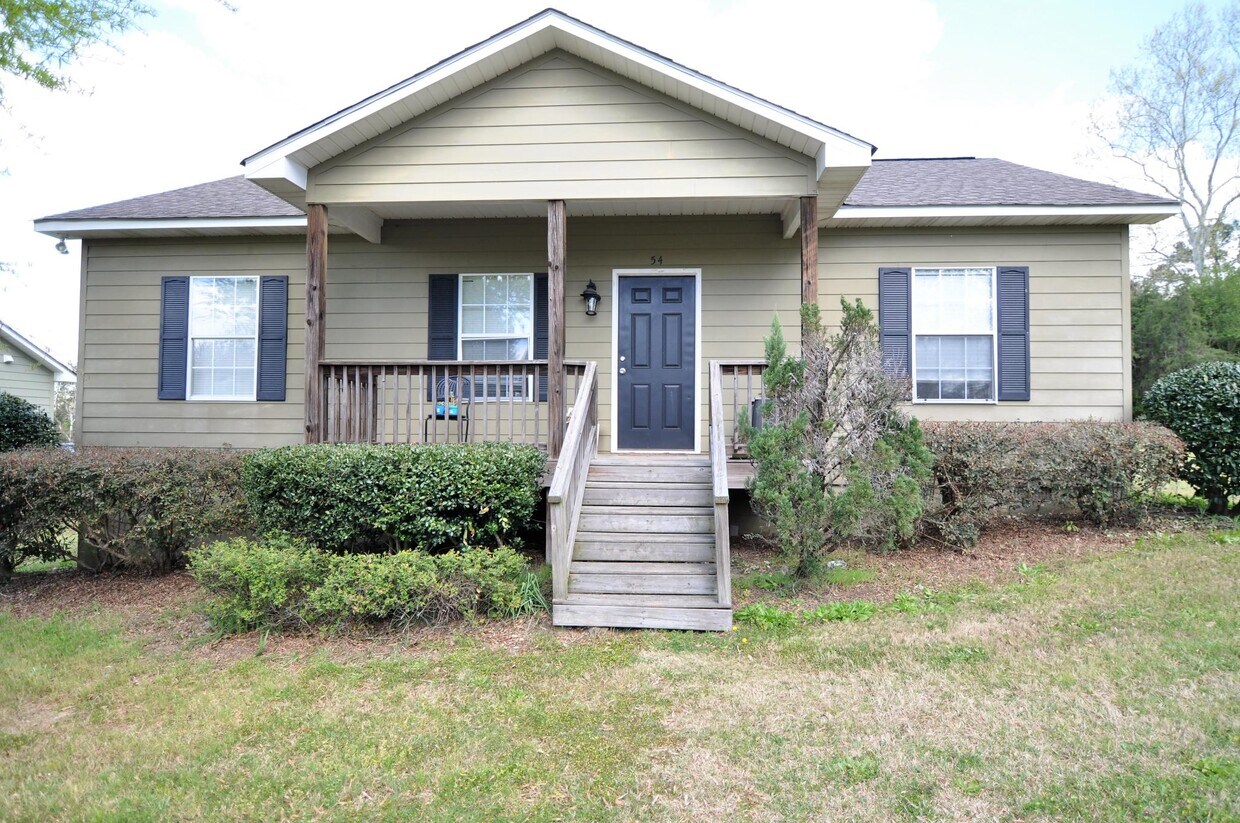 Primary Photo - 112 Lee Road 2149