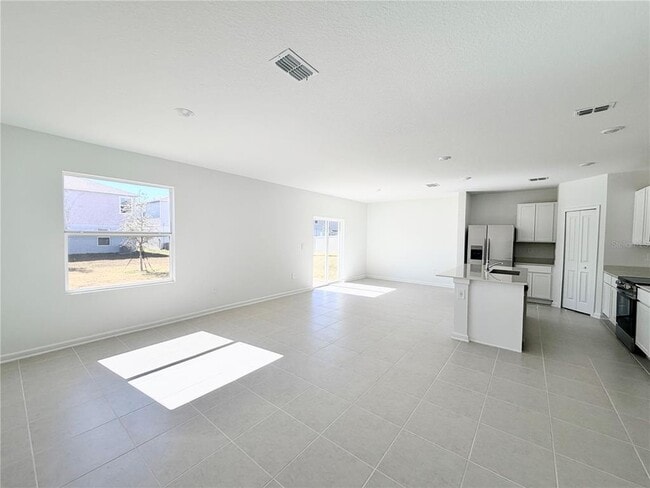 Building Photo - 3666 Hardman Dr