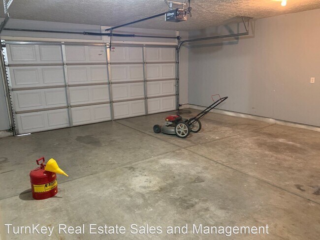 Building Photo - 2 br, 2 bath House - 1250 N. Northwood