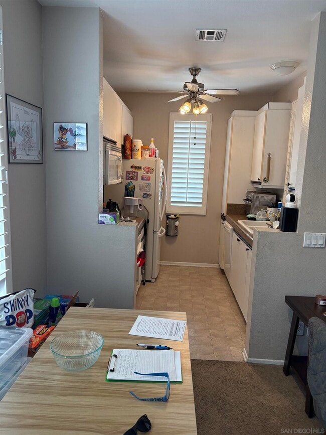 Building Photo - 10915 Sabre Hill Dr