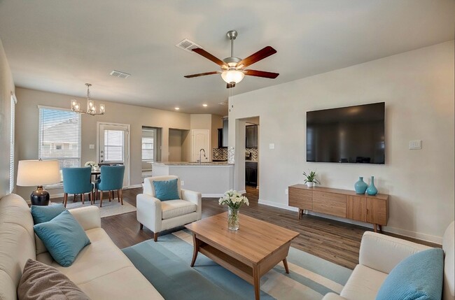 Building Photo - 3031 Dade Loop