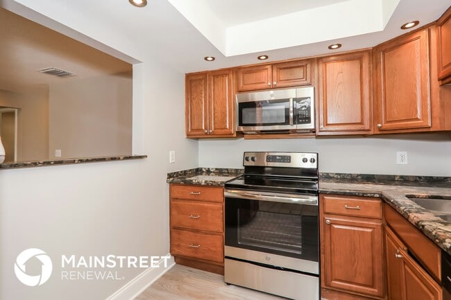 Building Photo - 3406 Ave Villandry
