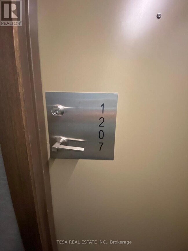 Photo du bâtiment - 199 Richmond St W