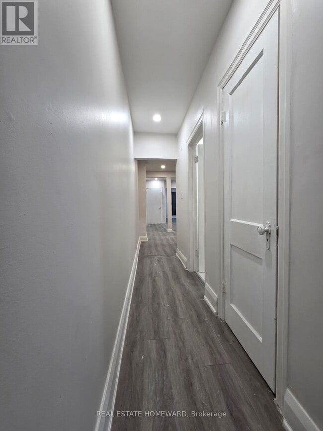 Photo du bâtiment - 1445 Gerrard St E