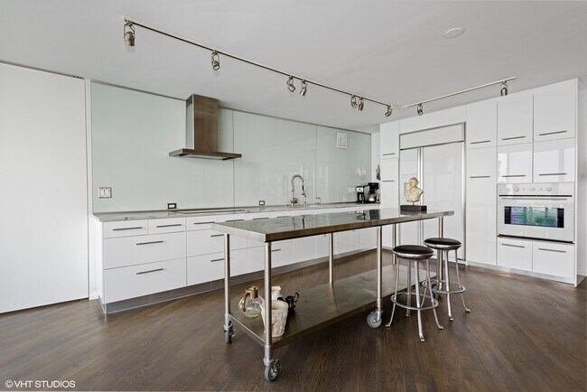Foto del edificio - 505 N Lake Shore Dr