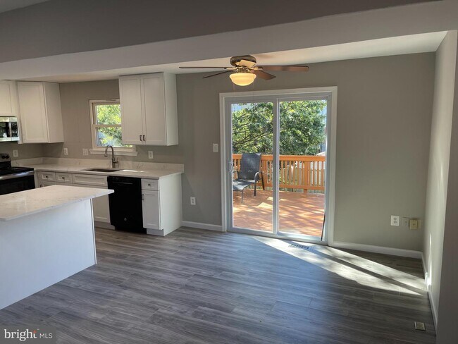 Foto del edificio - 2919 Marsala Ct