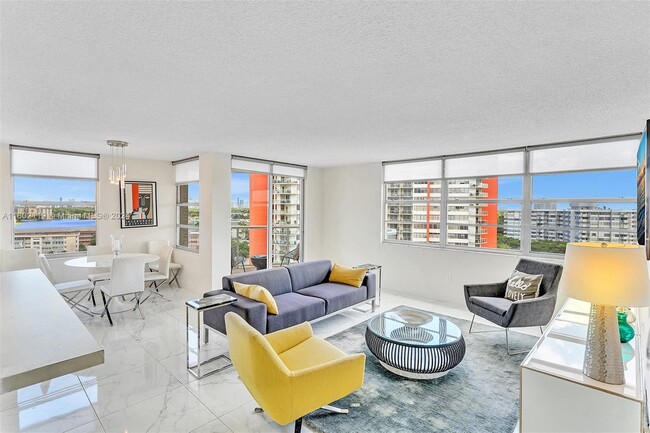 Foto del edificio - 1301 NE Miami Gardens Dr