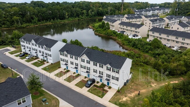 Building Photo - 2417 Fathom Wy