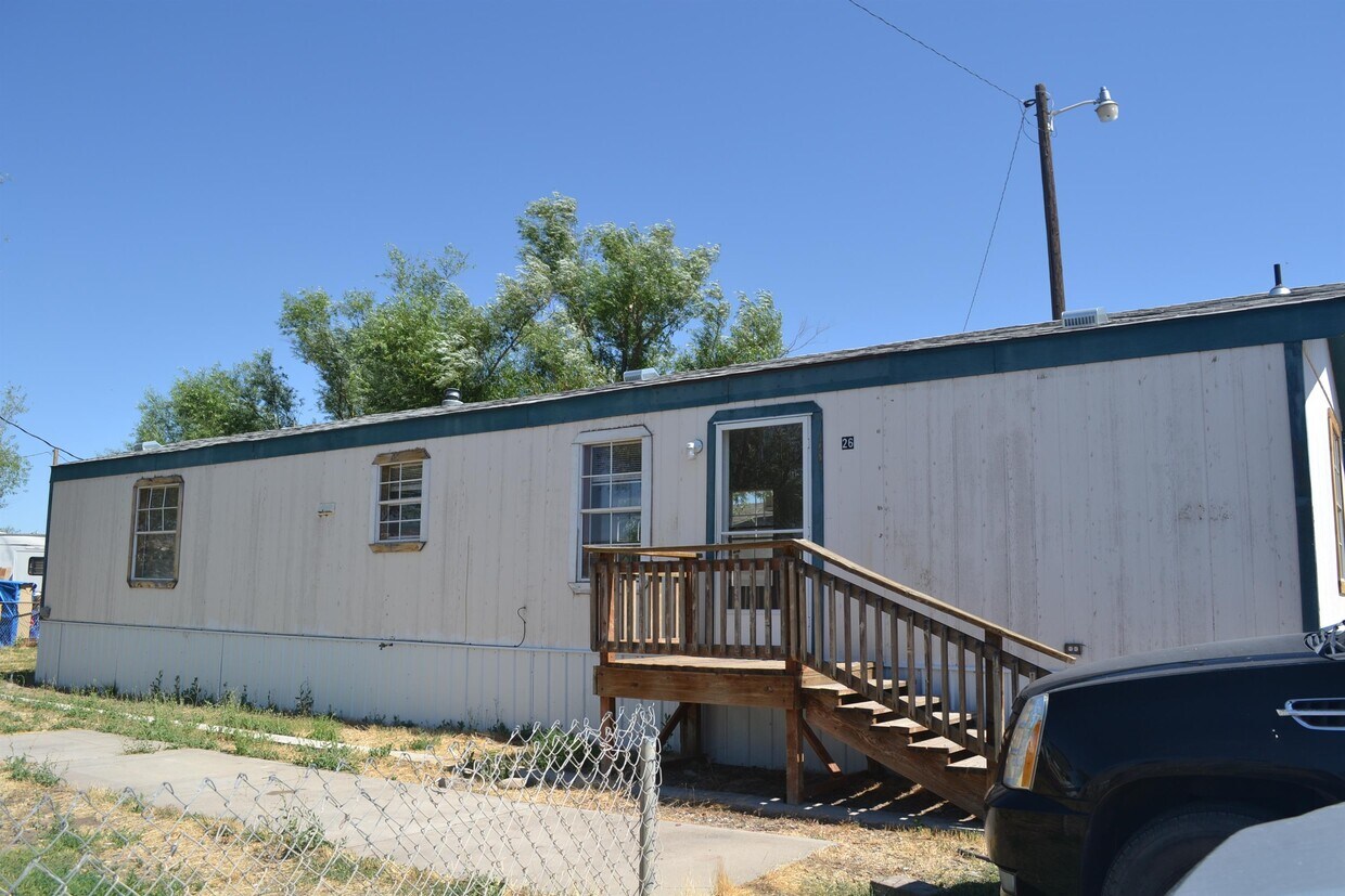 Primary Photo - 2322 Hwy 6 & 50