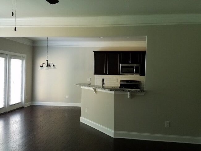 Foto del edificio - 3130 Cross Creek Dr