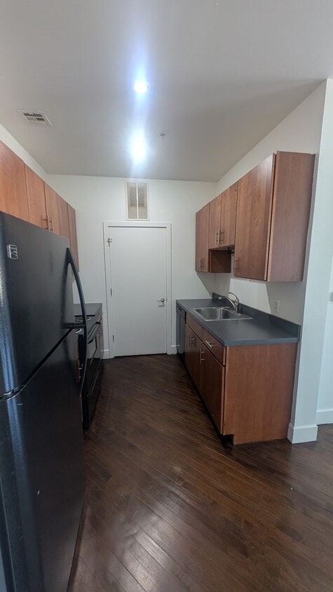 Building Photo - Chambers Lofts