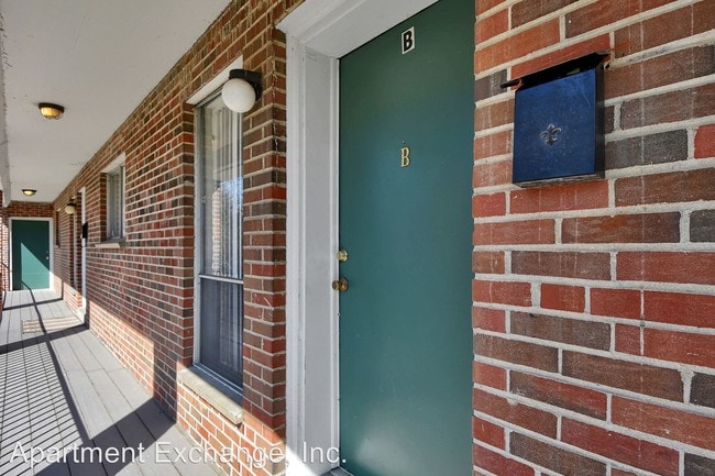 Building Photo - 7707 Lindbergh Dr