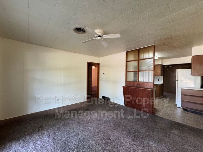 Building Photo - 4132 NW 13th St