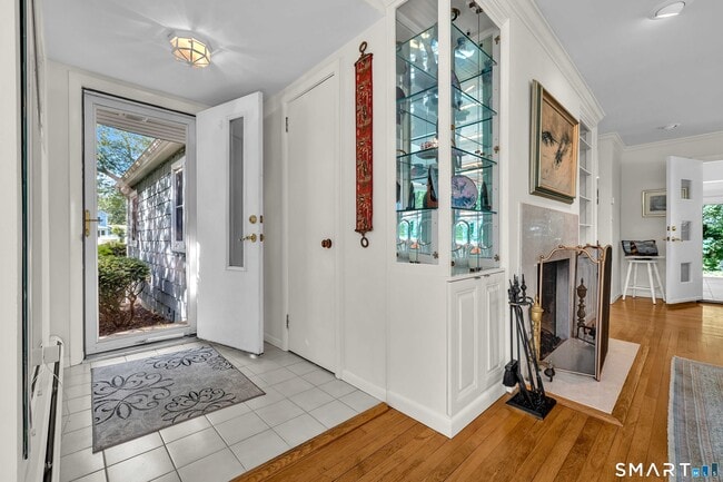 Foto del edificio - 71 Beach Ave