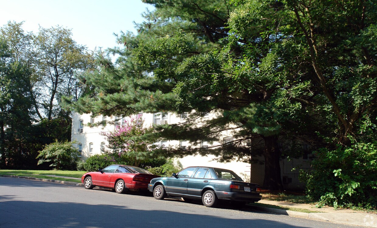 Street View - 1210 N Kensington St