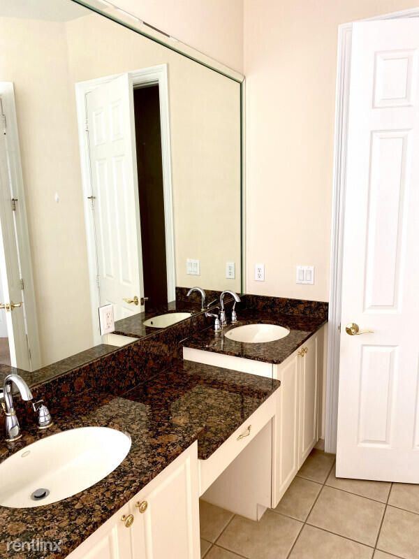 Building Photo - 5 br, 3.5 bath House - 3558 Collonade Dr