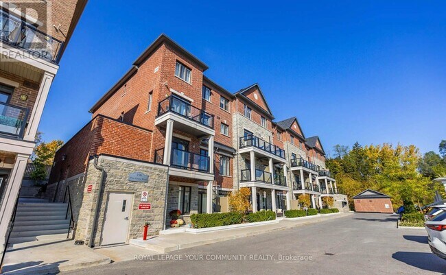 Photo du bâtiment - 196 Pine Grove Rd