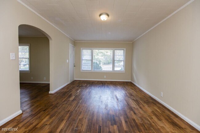 Foto del edificio - 3 br, 1 bath House - 711 Sunny Lane Drive