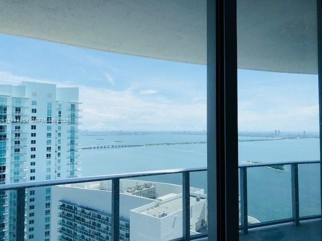 Foto del edificio - 488 NE 18th St