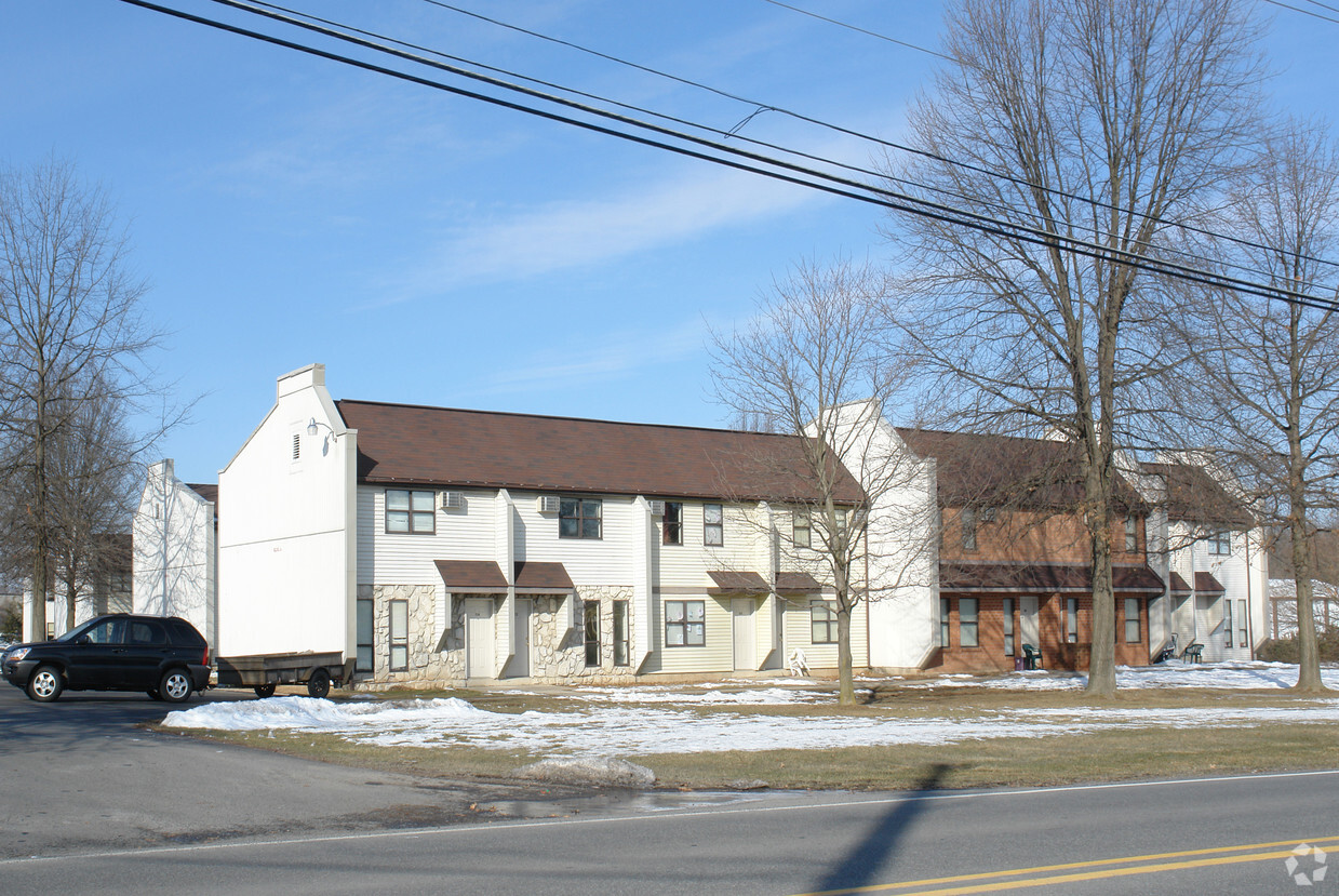 Foto del edificio - Century Village Apartments