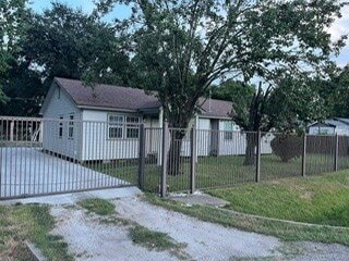 Foto del edificio - 8518 Berwyn Dr