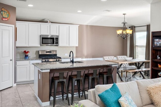 Building Photo - 5813 Casstello Dr