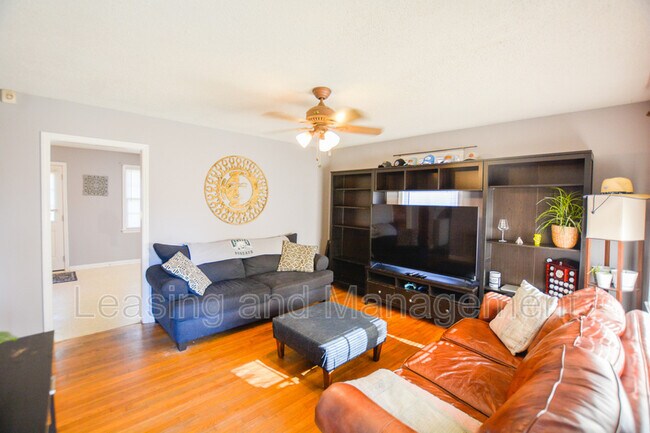 Foto del edificio - 3360 Brenda Drive