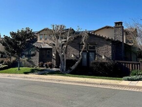Building Photo - 768 Normandy Rd