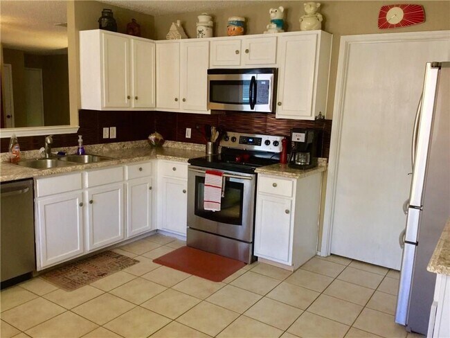 Building Photo - 5505 Ainsdale Dr