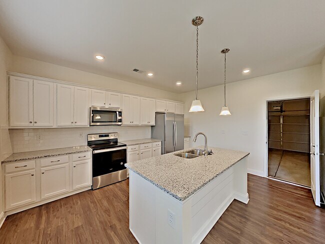 Foto del edificio - 6248 Bridlewood Ln