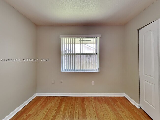 Foto del edificio - 21841 SW 97th Ct
