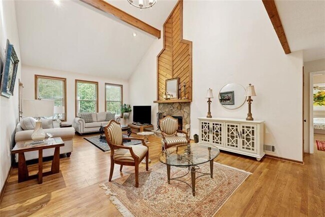 Foto del edificio - 3655 Winters Hill Dr