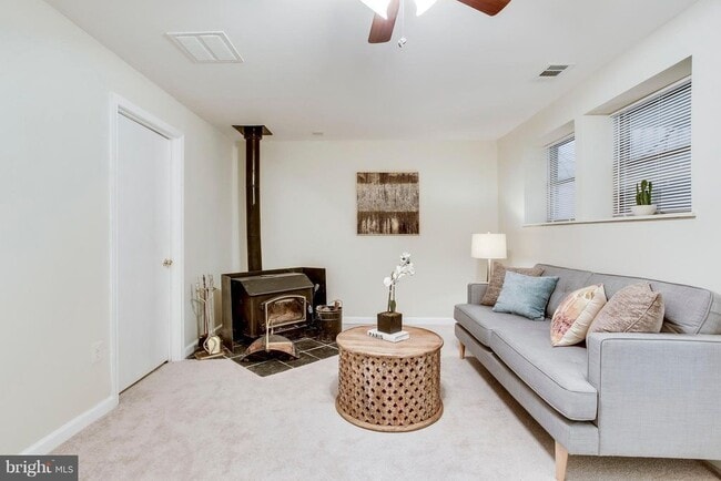 Building Photo - 939 Barton Oaks Pl